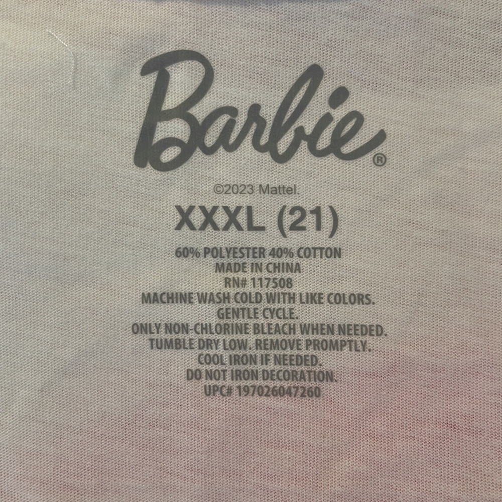NWT Barbie White And Pink T-Shirt Size Juniors XXXL (19) - Picture 4 of 4